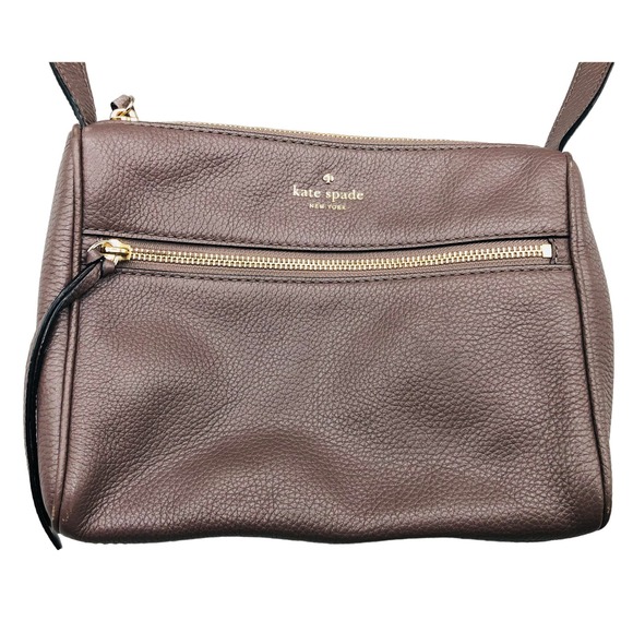 Kate Spade Bundle; shoes 8.5; crossbody grey pebbled leather read description - Picture 9 of 11